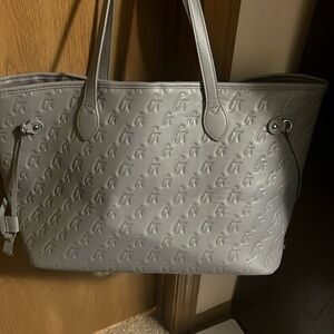 Glamaholic monogram grey tote!